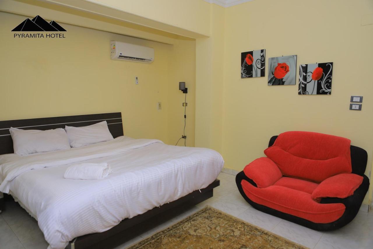 Pyramita Hotel Ghatati Extérieur photo