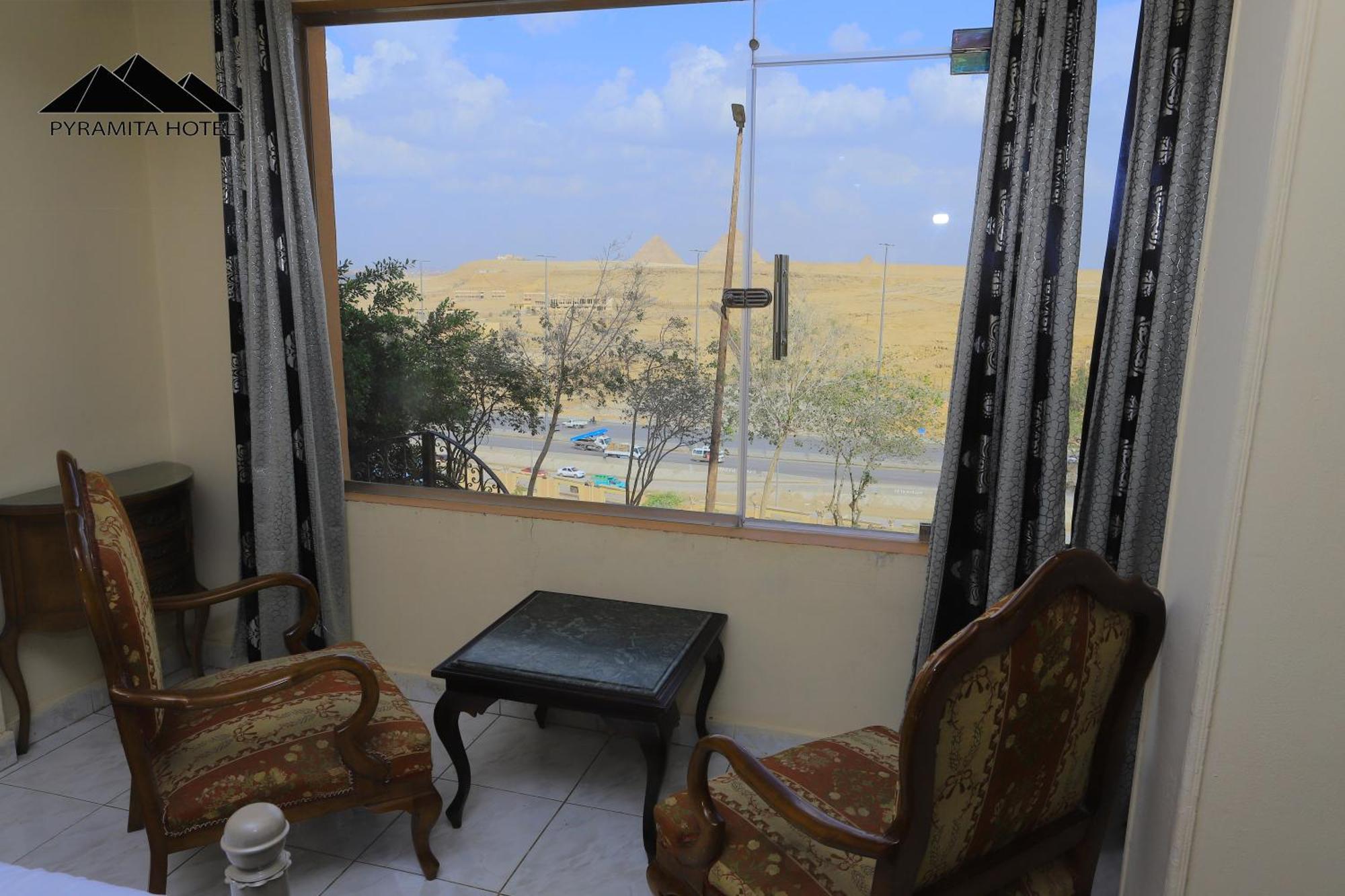 Pyramita Hotel Ghatati Extérieur photo