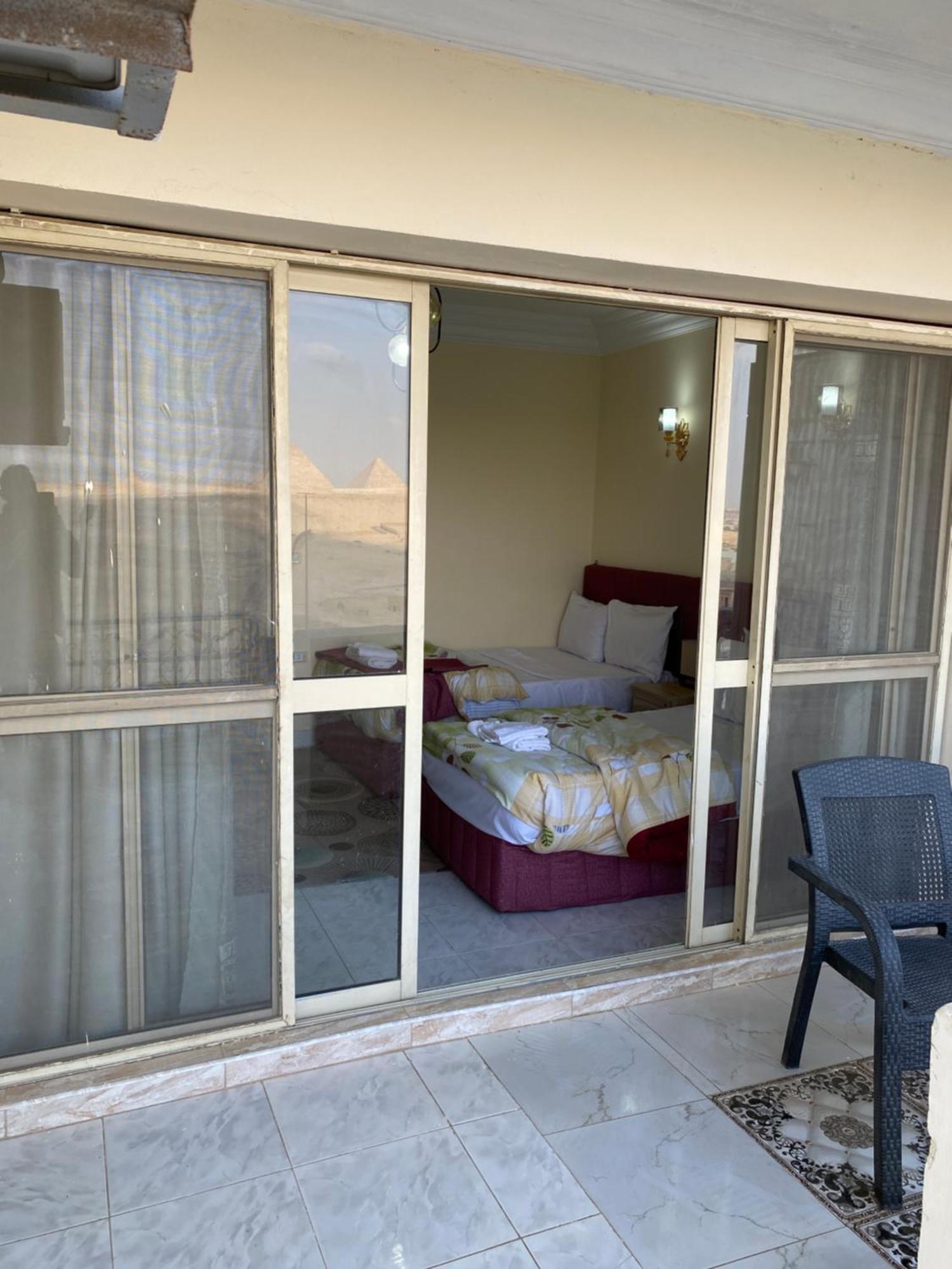 Pyramita Hotel Ghatati Extérieur photo