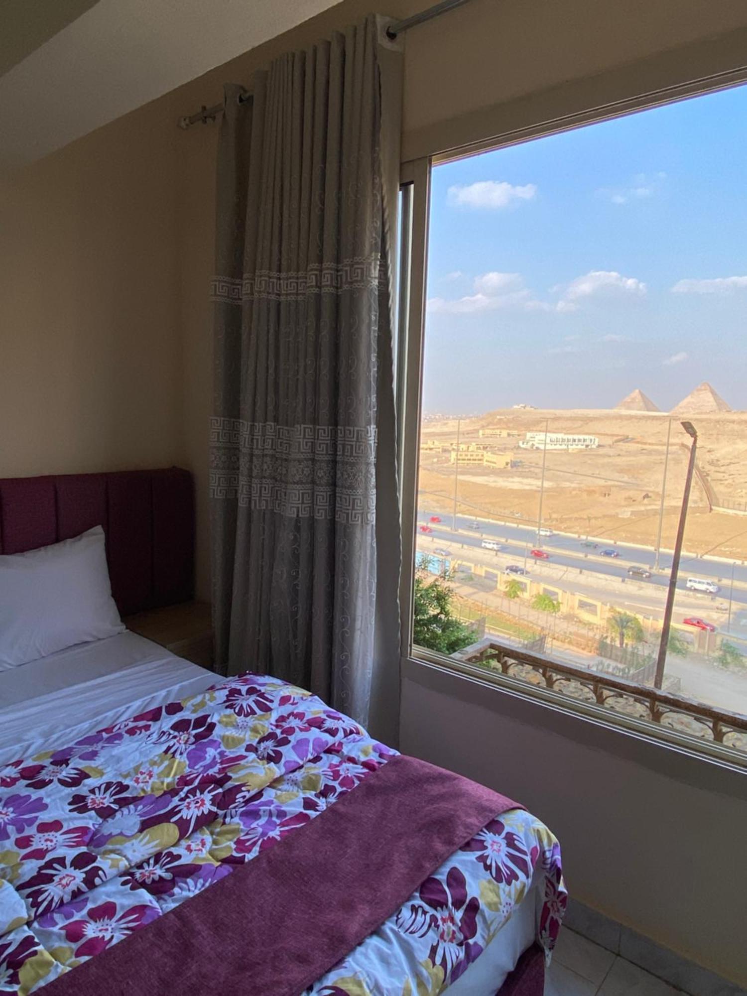 Pyramita Hotel Ghatati Extérieur photo