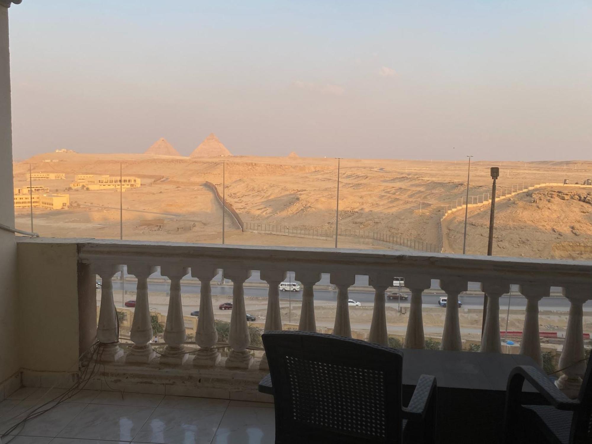 Pyramita Hotel Ghatati Extérieur photo